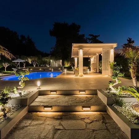 Nyaraló Antigone Estate *