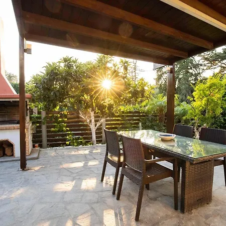 Antigone Estate