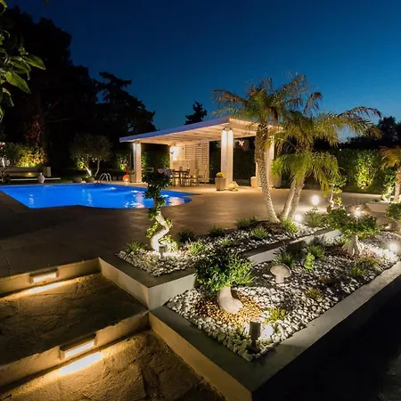 Antigone Estate *