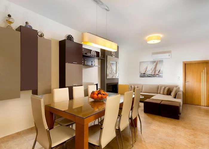 بيت للعطل Antigone Estate *