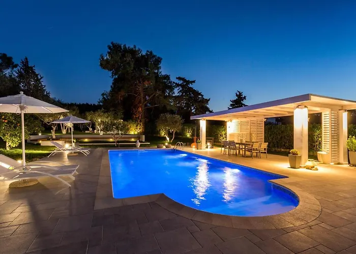 بيت للعطل Antigone Estate *