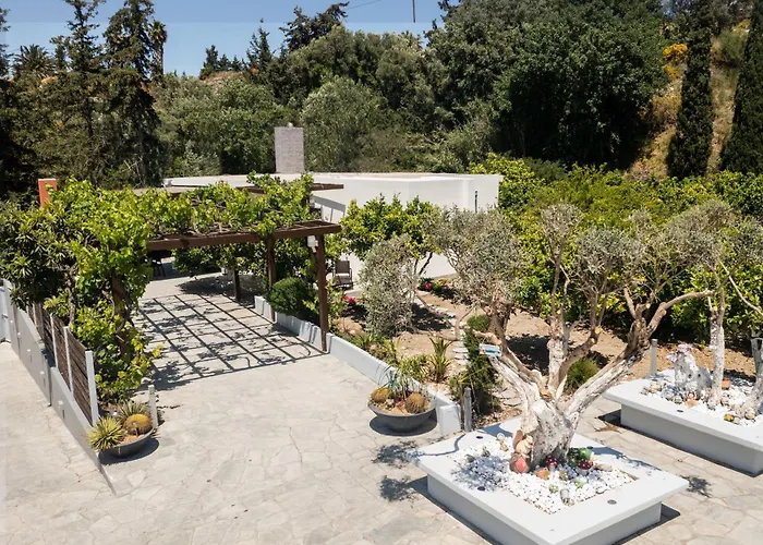 Antigone Estate Koskinou (Rhodes)