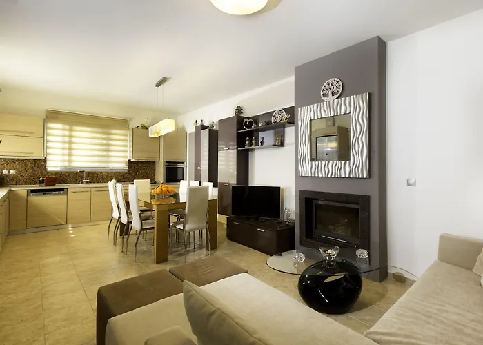 Antigone Estate بيت للعطل *