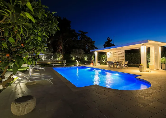 بيت للعطل Antigone Estate *