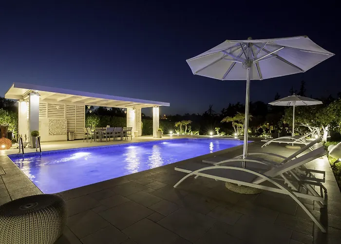 بيت للعطل Antigone Estate *