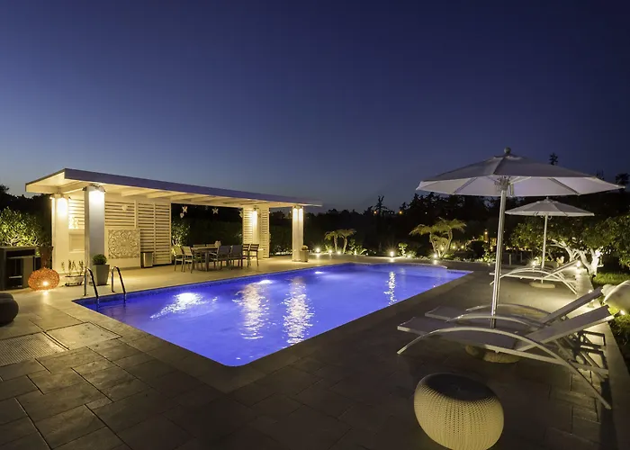 Antigone Estate بيت للعطل *